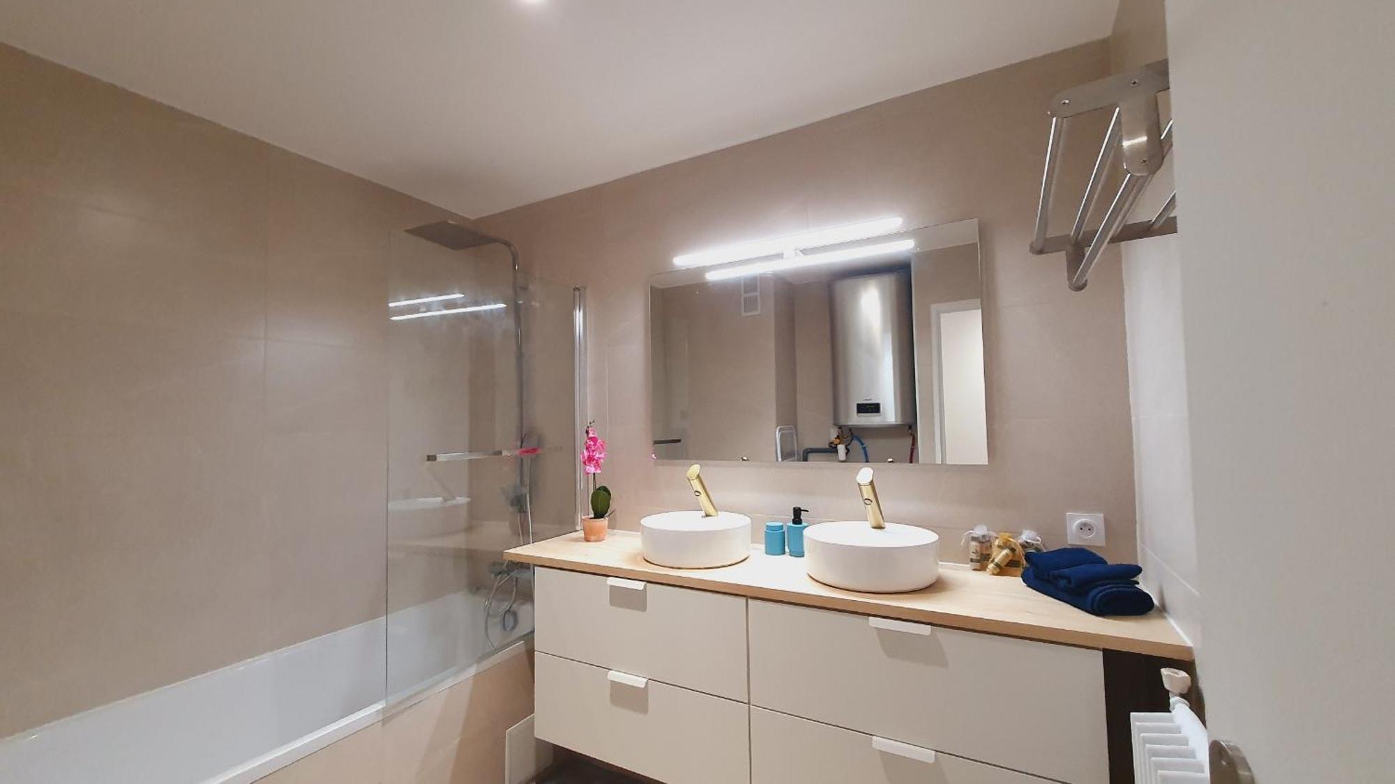 Apartment T3 Double Terrasses Clim Wifi En Centre-ville - Rossiconciergerie - Linge Inclus *